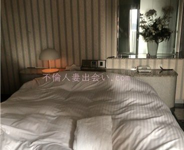 【ヒールメイト体験談】40代前半のFカップ人妻と昼飲みからラブホでSEXした体験談