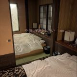 【PCMAX体験談】セフレ4人いる40代半ば主婦さんと鏡張りの部屋で拘束SEX